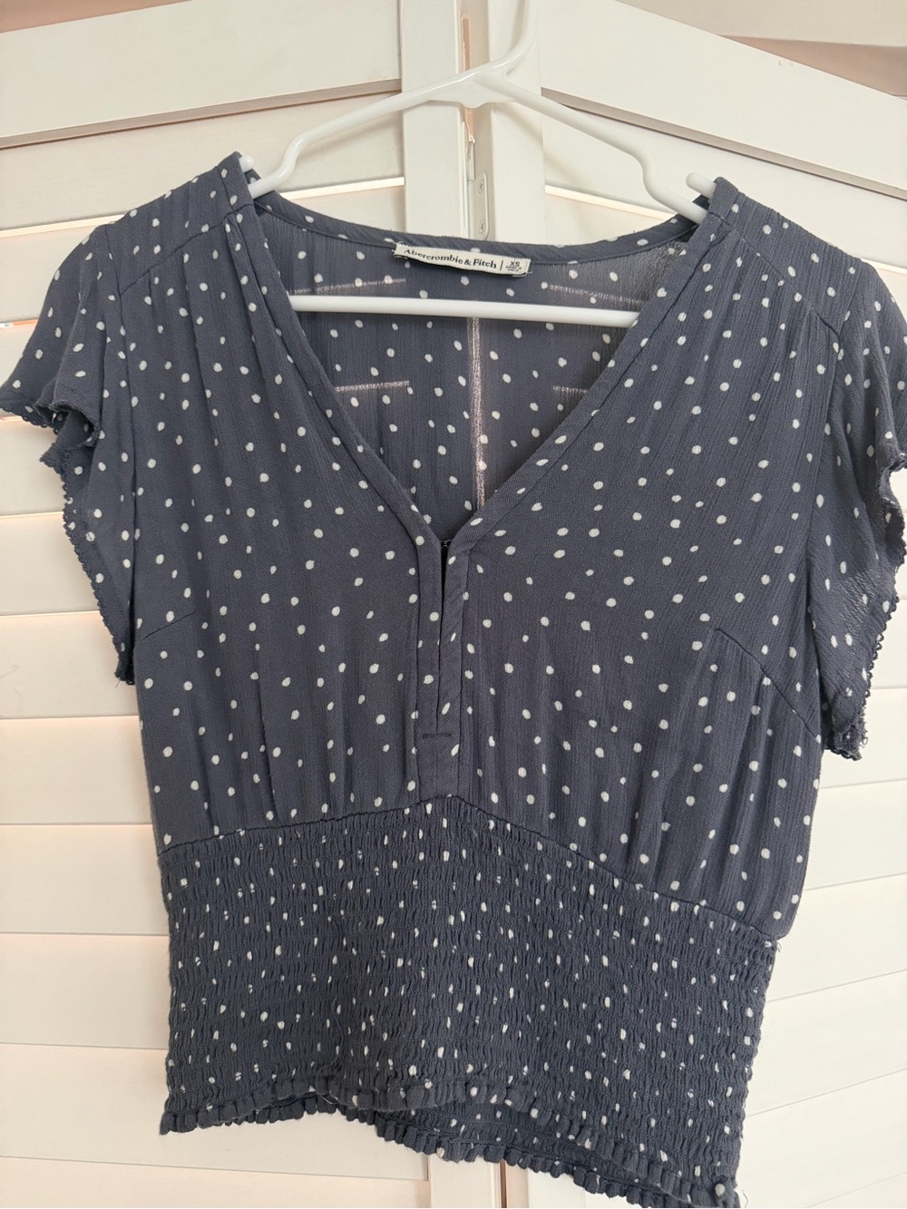 Abercrombie & Fitch Gray Navy Polka Dot Blouse